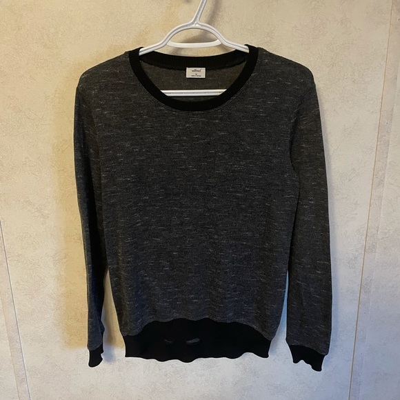 Aritzia Wilfred Grey | Black Trim T-shirt Sweater - Picture 2 of 5